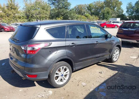 2017 Ford Escape Se z USA, uszkodzony, nr VIN 1FMCU9G93HUB37816